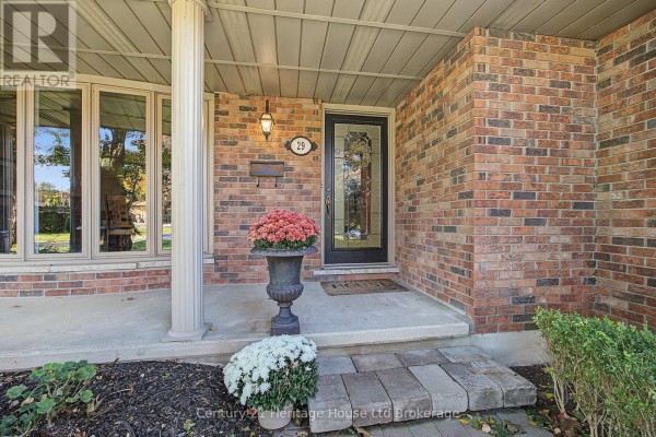 Family room - 29 Devon Court, Tillsonburg, ON N4G4K3 Photo 3