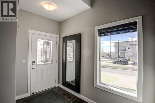 Office - 29 Drake Landing Loop, Okotoks, AB T1S1H0 Photo 3