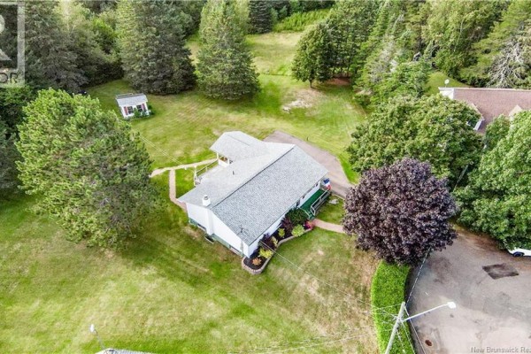 29 Dubois Street, Saint Louis De Kent, NB, photo 2
