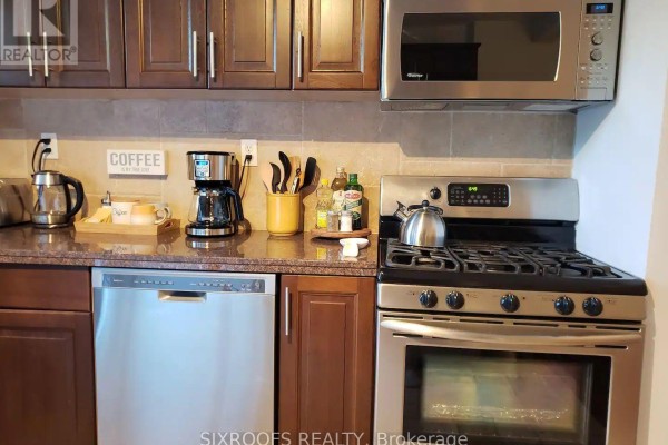 29 Dunkirk Road, Toronto, ON M4C2M1 Photo 5