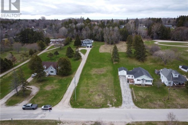 29 Hall Street, Gore Bay, ON P0P1H0 Photo 5