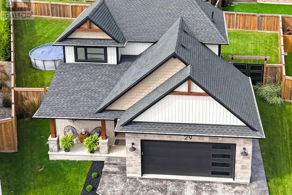 29 Harlequin Court, St  Thomas