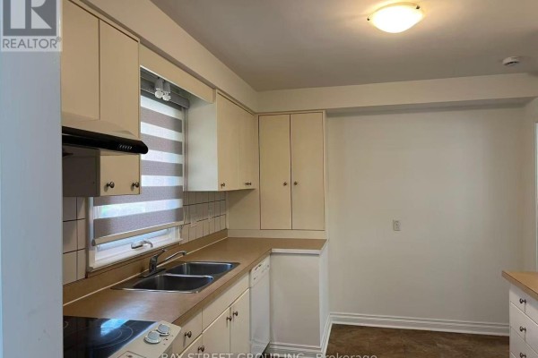 Bedroom 2 - 29 Harnish Crescent, Toronto, ON M2M2C2 Photo 4