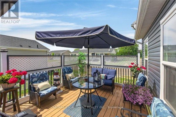 29 Hickory Hollow, Haldimand, ON, photo 3