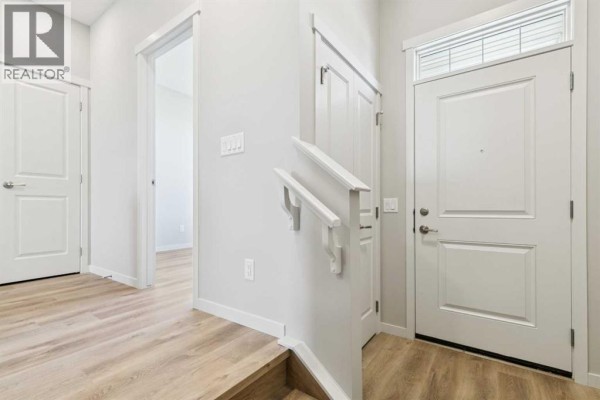 Kitchen - 29 Hotchkiss Road Se, Calgary, AB T3S0T8 Photo 3