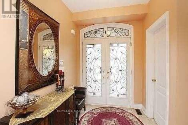 Family room - 29 Jacksonville Drive, Brampton, ON L6P2Z3 Photo 5