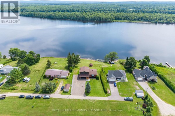 29 Lachance Trail, Whitewater Region, ON, photo 3
