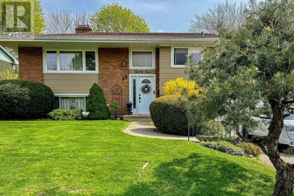 Kitchen - 29 Landrace Crescent, Dartmouth, NS B2W2P8 Photo 3