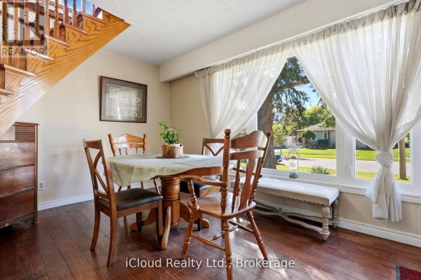 29 Langstone Crescent, Halton Hills, ON L7G4N2 Photo 5