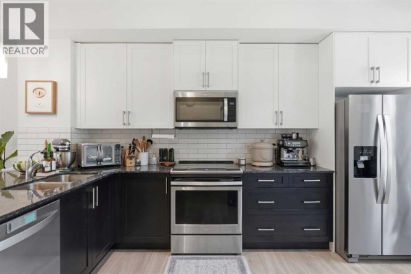 Kitchen - 29 Legacy Path Se, Calgary, AB T2X4H9 Photo 4
