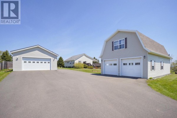 Kitchen - 29 Macphee Avenue, Souris, PE C0A2B0 Photo 2