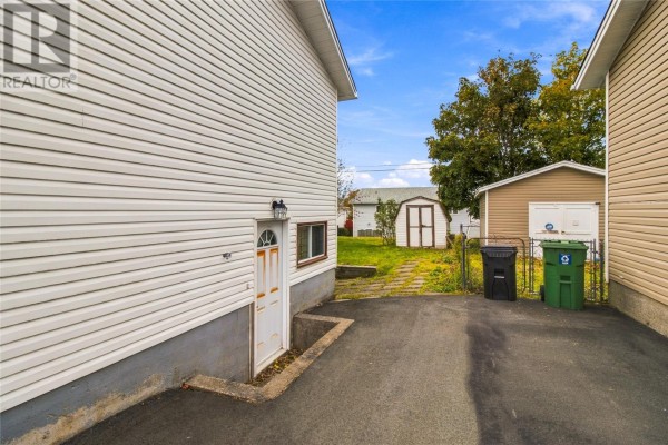 Laundry room - 29 Markland Street, St  John S, NL A1E4A8 Photo 4