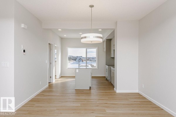 Bedroom 3 - 29 Mcleod Av, Spruce Grove, AB T7X4B8 Photo 5