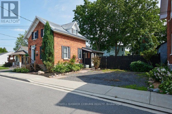 29 Ontario Street, South Dundas, ON K0C1X0 Photo 4