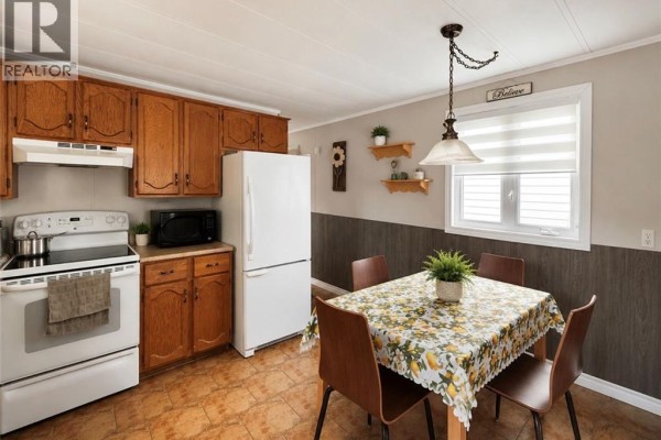 Kitchen - 29 Parc P'tiso Street, Edmundston, NB E3V3X7 Photo 4