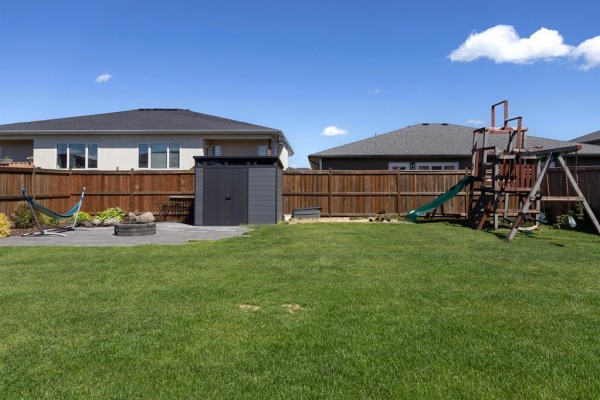 Kitchen - 29 Parkhill Crescent, Steinbach, MB R5G0Z3 Photo 4