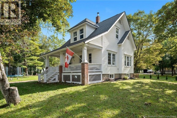 Family room - 29 Price Street, Petitcodiac, NB E4Z4P9 Photo 3