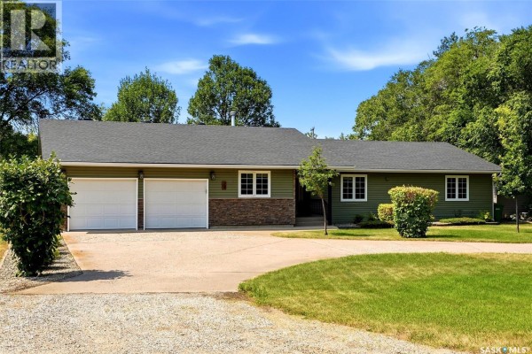 29 Ridgedale Bay, White City, SK, photo 2