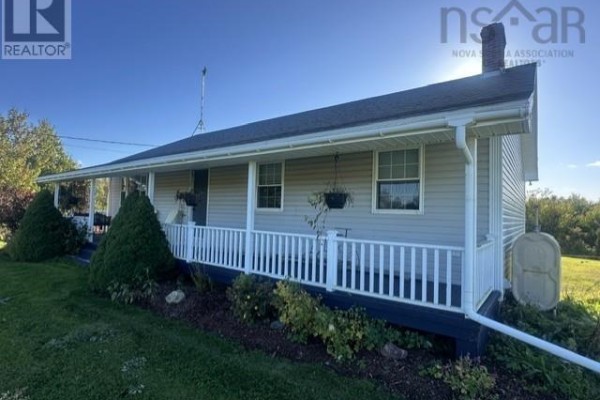 Living room - 29 Robertson Road, Egerton, NS B0K1G0 Photo 3
