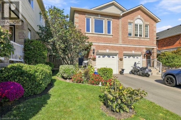 Family room - 29 Slater Court, Waterdown, ON L8B0K8 Photo 2