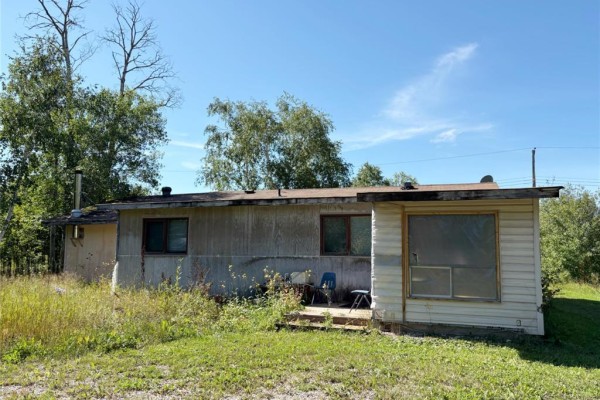 29 Spruce Street, Manigotagan, MB R0E2E0 Photo 2