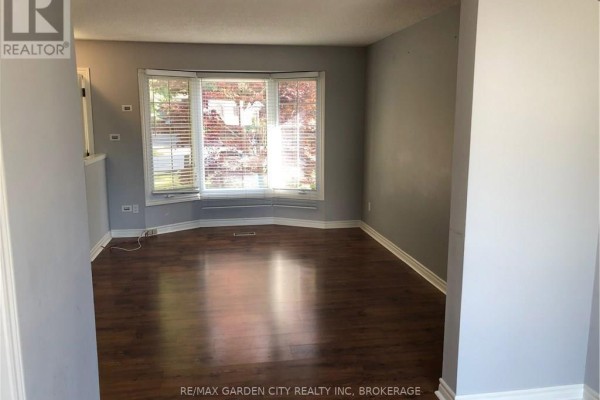 29 St. Hilda's Court, St  Catharines, ON, photo 3