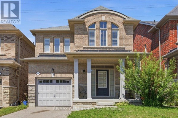 Great room - 29 Stockell Crescent, Ajax, ON L1T0M4 Photo 2