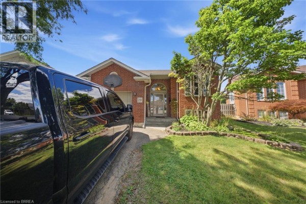 29 Strong Court, Brantford, ON, photo 2