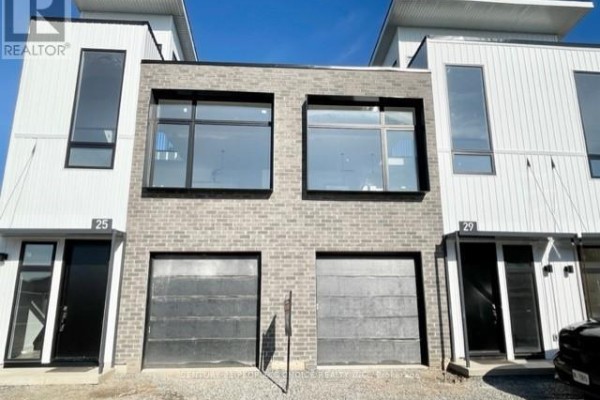Townhouse for rent at 29 Summersides Mews, Pelham, ON - MLS® IJPklG
