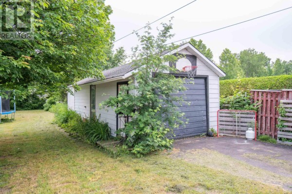 29 Van Daele St, Sault Ste  Marie, ON, photo 3