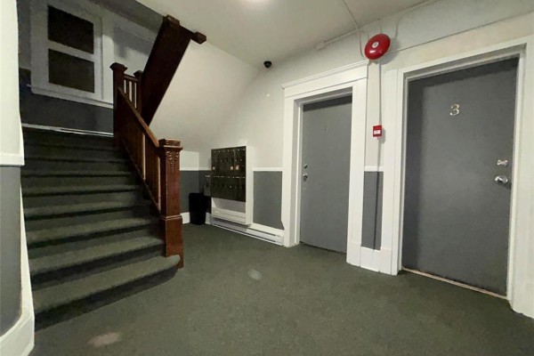 290 Beverley Street, Winnipeg, MB R3G1T7 Photo 4