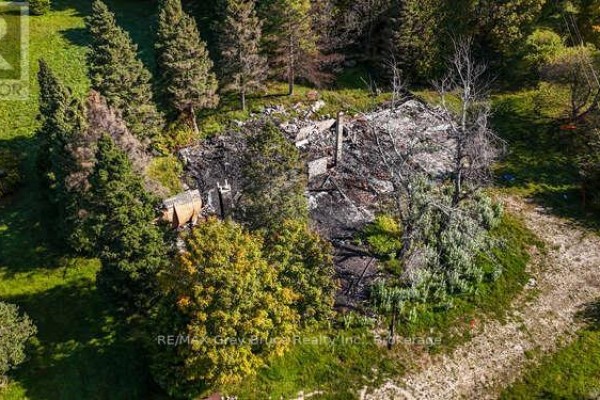 290 Clarke's Road, Northern Bruce Peninsula, ON N0H1W0 Photo 3
