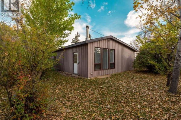 Kitchen - 290 S 300 E, Raymond, AB T0K2S0 Photo 4