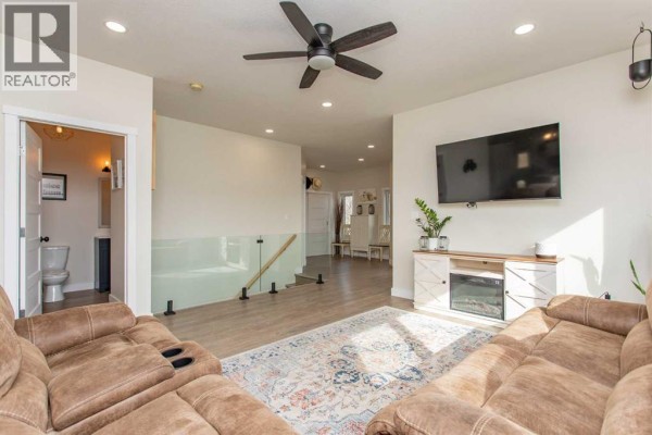 Living room - 29009 Township Road 350, Rural Red Deer County, AB T4G0M6 Photo 5