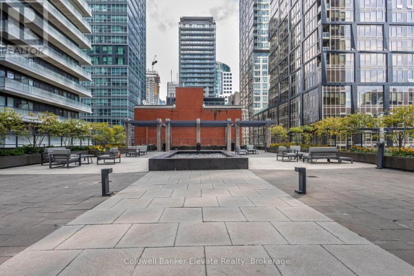 2901 - 115 Blue Jays Way, Toronto, ON M5V0N4 Photo 2