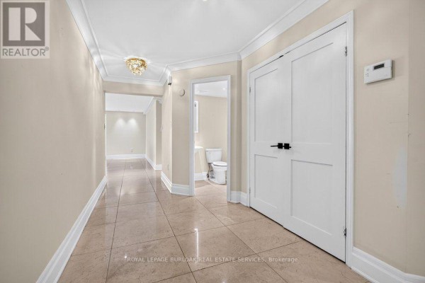 Office - 2901 - 2045 Lake Shore Boulevard W, Toronto, ON M8V2Z6 Photo 5