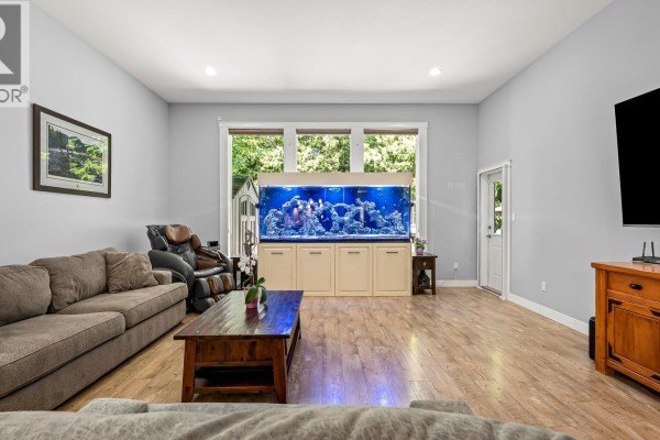 Primary Bedroom - 2901 Swanson St, Courtenay, BC V9N0C9 Photo 5