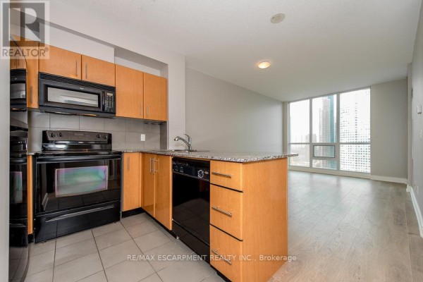 Dining room - 2903 - 16 Yonge Street, Toronto, ON M5E2A1 Photo 3
