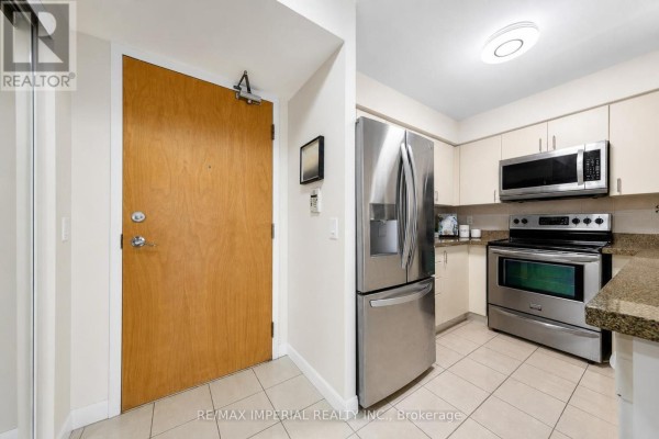 2903 - 4968 Yonge Street, Toronto, ON, photo 3