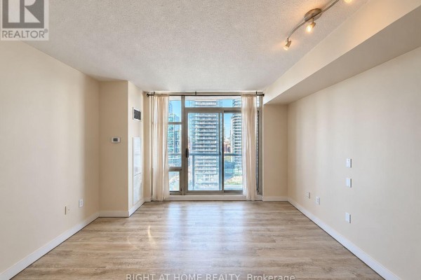 2905 - 35 Mariner Terrace, Toronto, ON M5V3V9 Photo 5