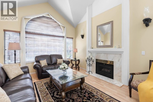 2905 Cliffrose Crescent, Coquitlam, BC V3E2S9 Photo 4