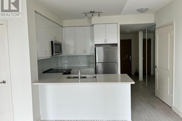 Living room - 2906 - 4955 Yonge Street, Toronto, ON M3N0L8 Photo 4