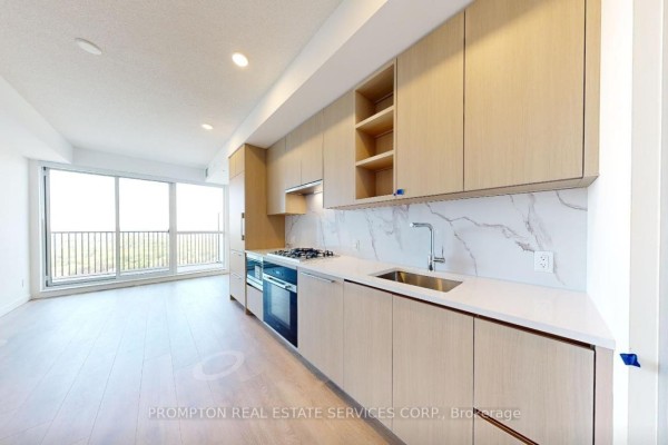 Living room - 2906 - 68 Esther Shiner Boulevard, Toronto, ON M2K0J6 Photo 3
