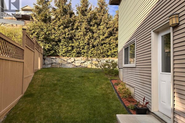 2906 Bentley Road, West Kelowna, BC, photo 3