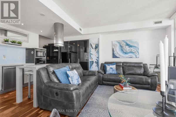 Kitchen - 2908 - 38 Dan Leckie Way, Toronto, ON M5V2V6 Photo 2