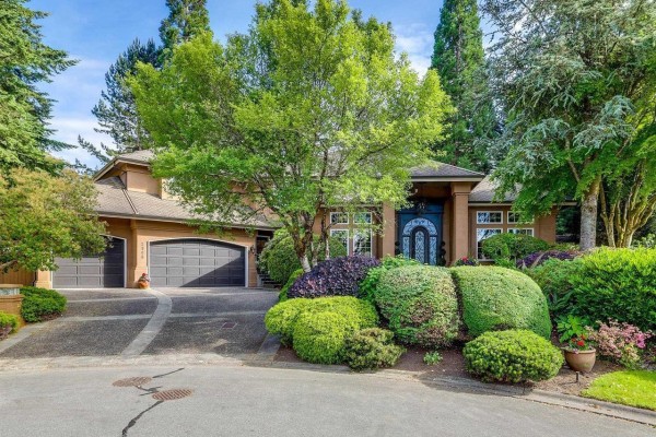 2908 140b Street, Surrey, BC V4P2J8 Photo 2