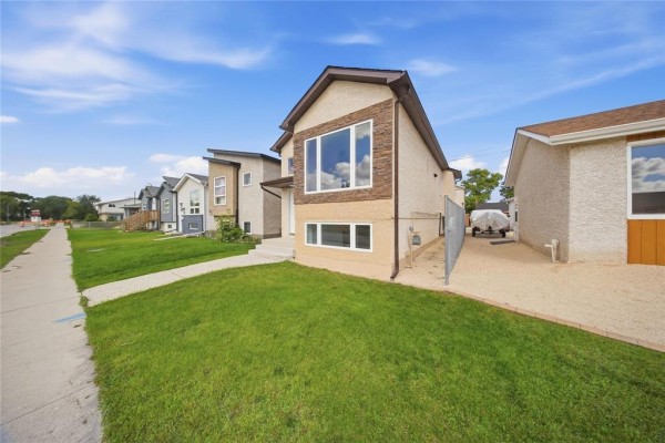 Kitchen - 291 Royal Avenue, Winnipeg, MB R2V1H9 Photo 2