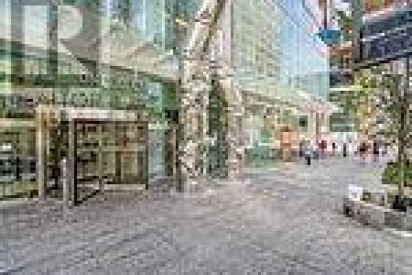 Kitchen - 2911 - 1 Bloor Street E, Toronto, ON M4W1A9 Photo 3