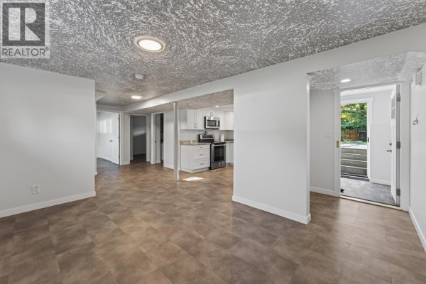 Dining room - 2919 Mcgill Crescent, Prince George, BC V2N2M7 Photo 5