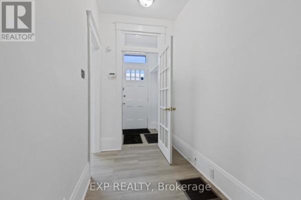 292-294 Clarence Street, Ottawa, ON K1N5R3 Photo 4